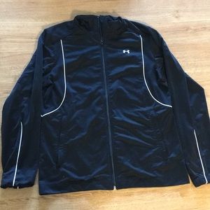 Women's size M under armor jacket